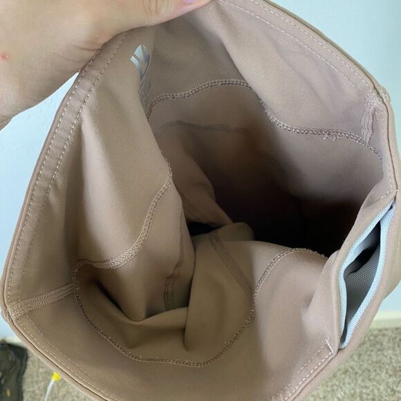 BuffBunny Tan High Rise Capri Length Athletic Workout Leggings Size XS - Picture 6 of 6